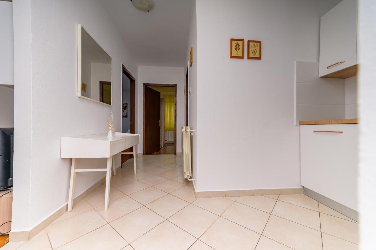 Appartement Danica à Mali Lošinj Extérieur photo